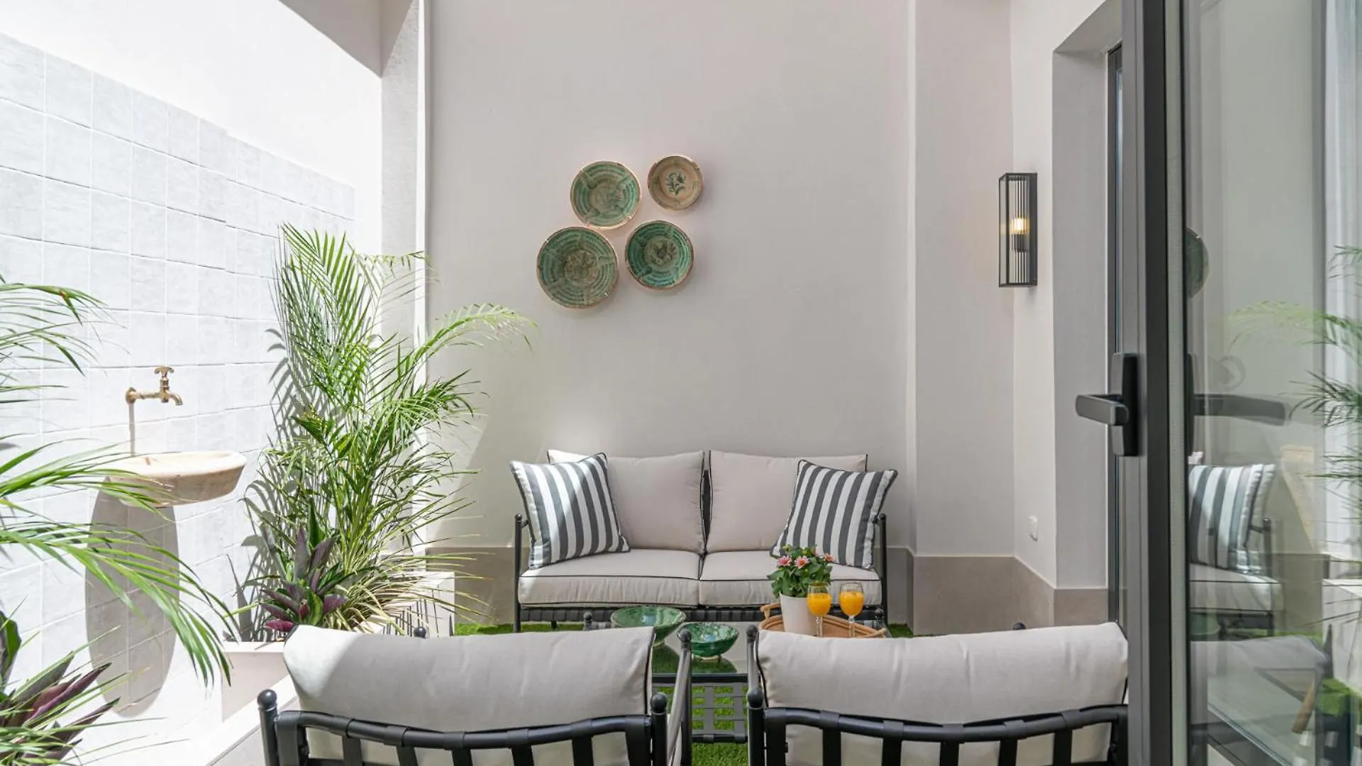 Ajr Suite Loft In Malaga By Solaga Holiday Homes 0*,  إسبانيا